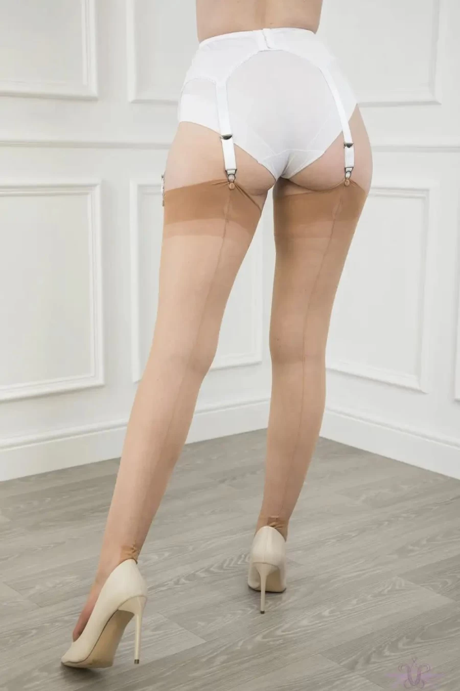Sexproducts Gio Havana Fully Fashioned Heel Stockings - Women's Fashion Hosiery