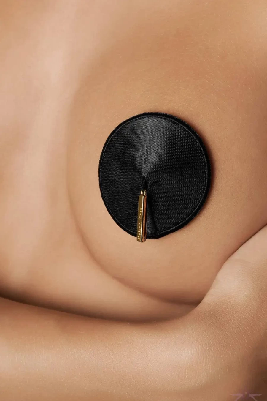 Sexproducts Maison Close Black & Gold Nipple Tassels - Elegant Burlesque Pasties