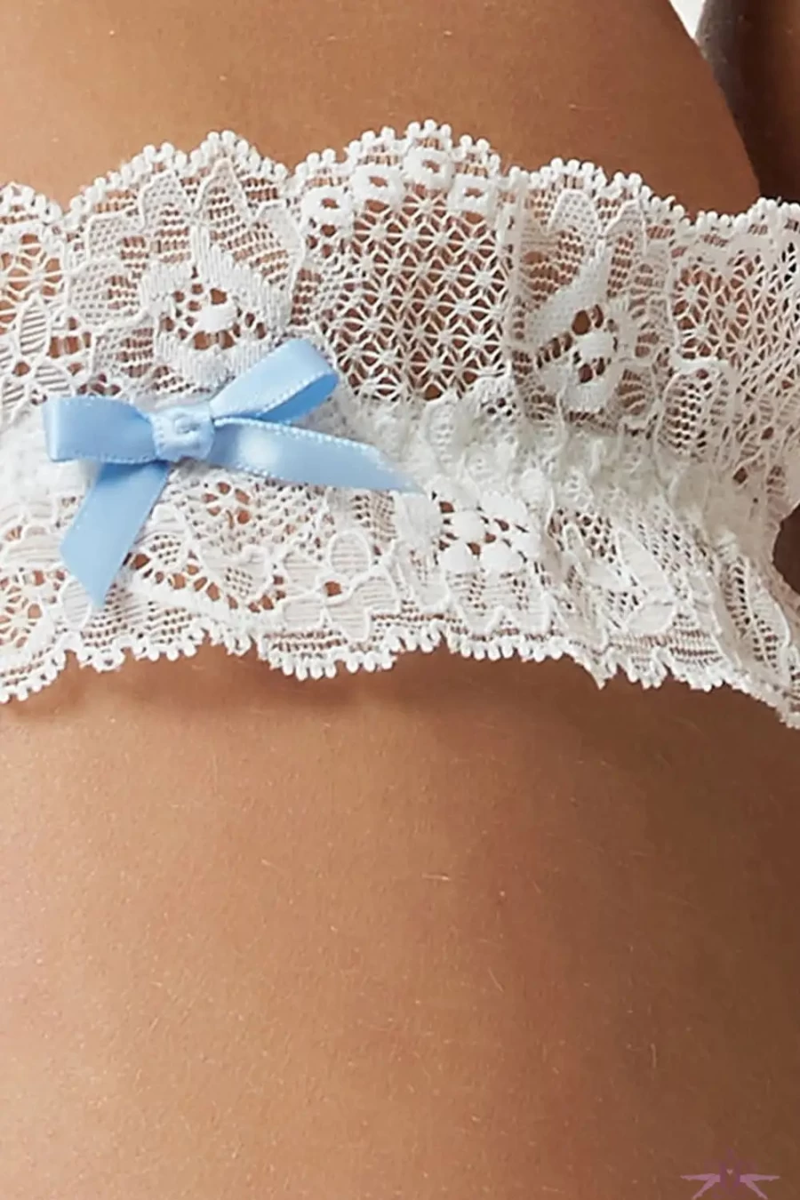 "Sexproducts Blue Bridal Garter - Elegant Wedding Accessory for Bride"
